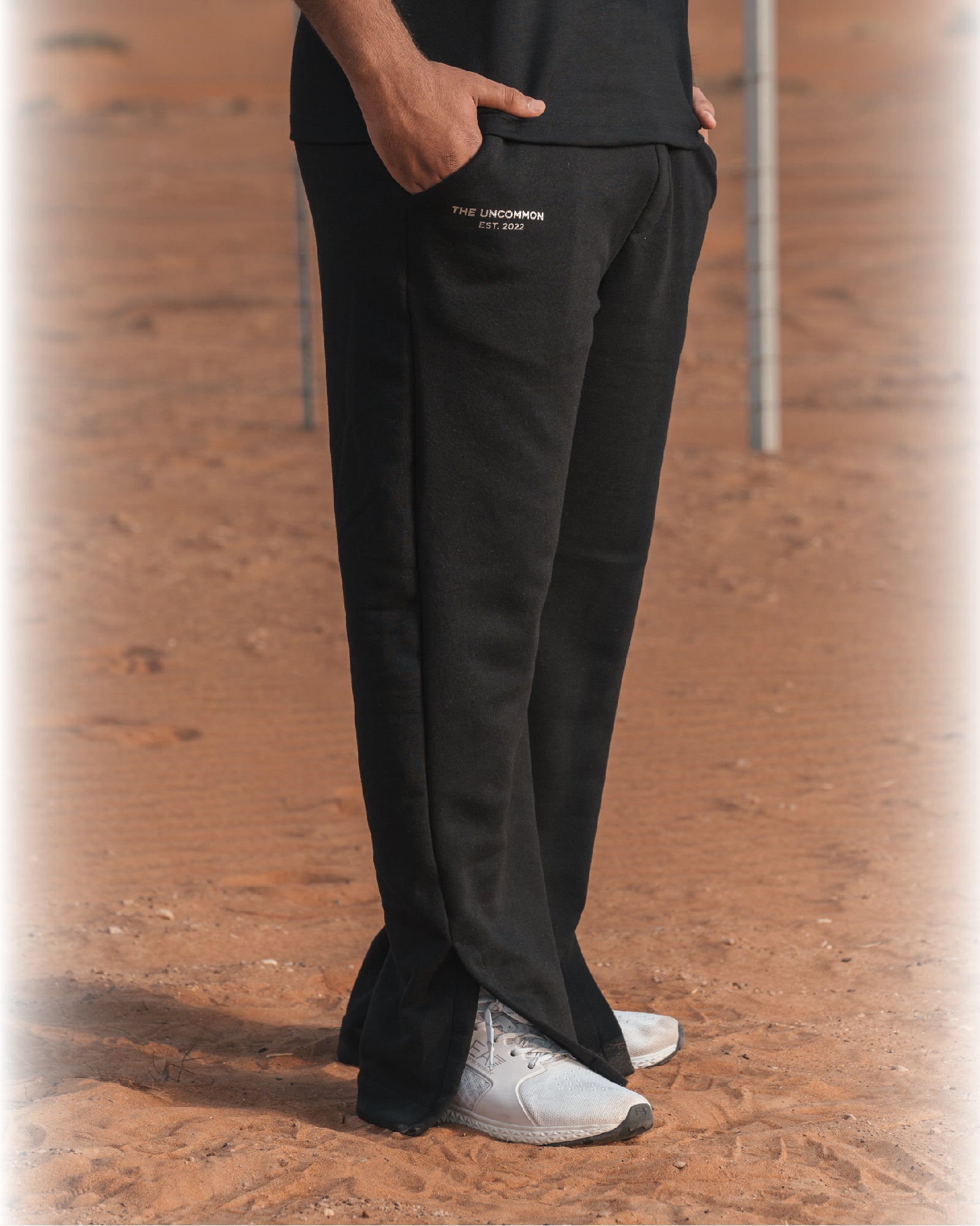BLACK PANTS